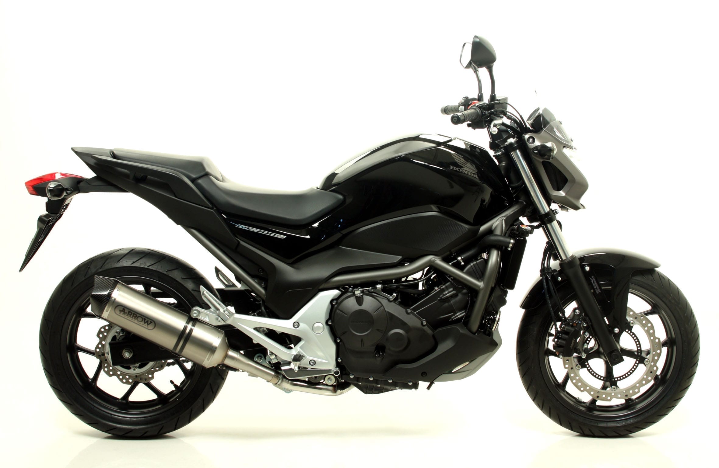 4548_Honda_NC700S_12_Slip-on_PK_1.jpg