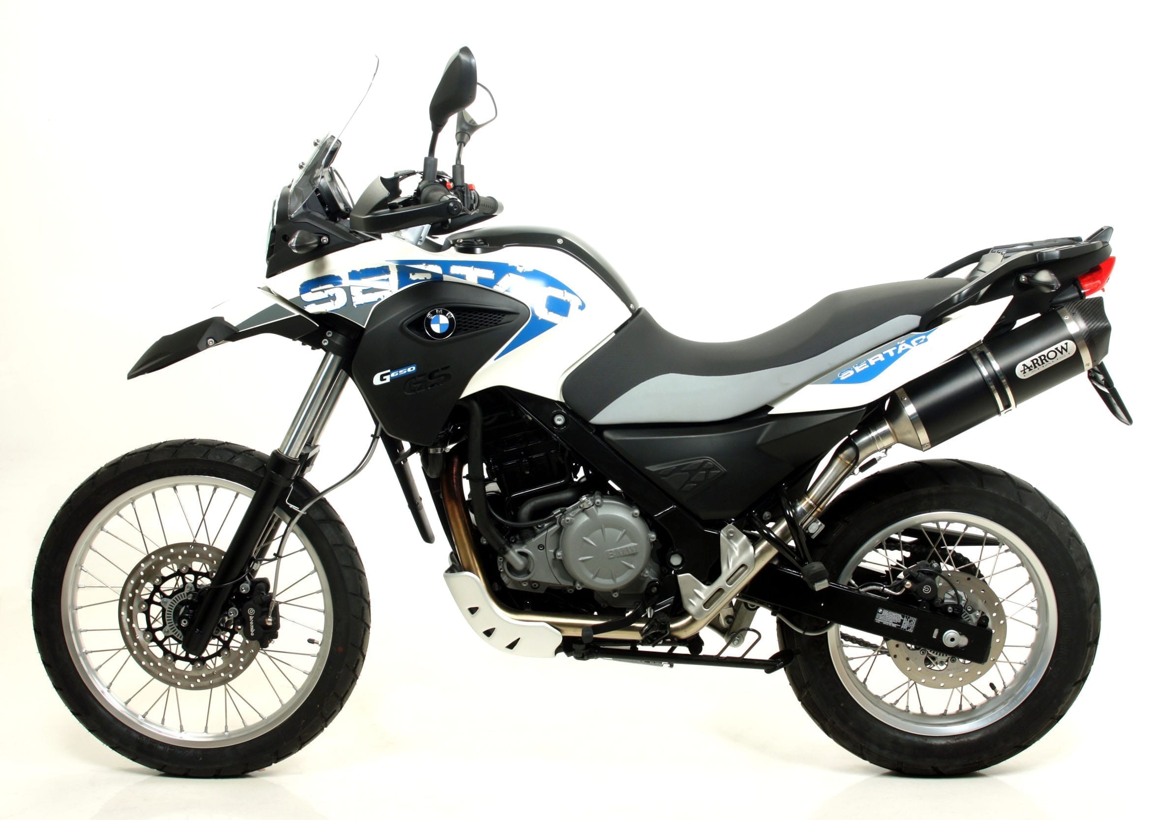 4745_BMW_G650GSSertao_Slip-on_AKN_1.jpg