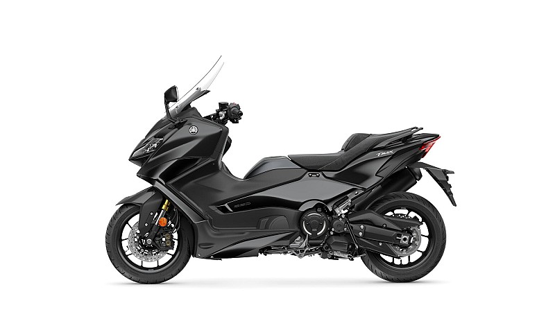 800x450x90-2024-Yamaha-XP500ADX-EU-Tech_Black-Studio-006-03__1_